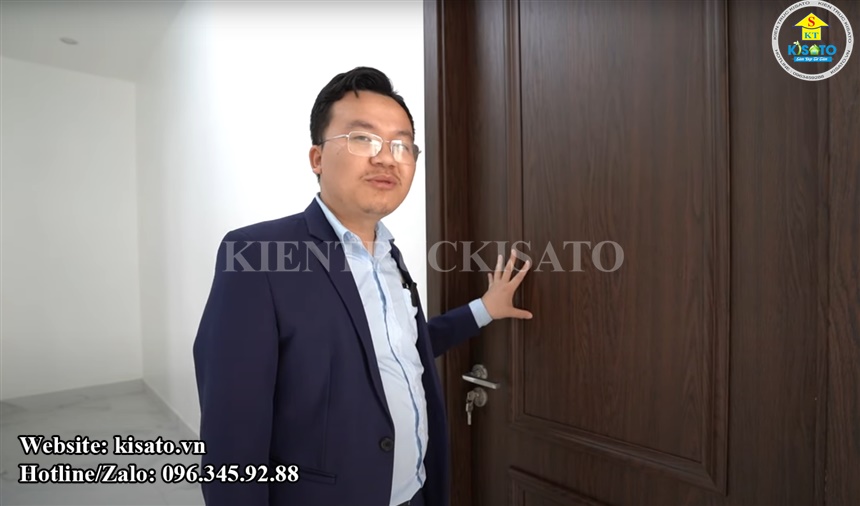 Kisato thi công trọn gói cửa gỗ nhựa Composite cho mẫu biệt thự 3 tầng tại Thái Bình